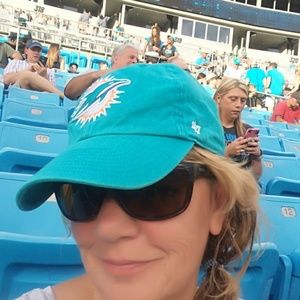 Meet your Posher, Deborah